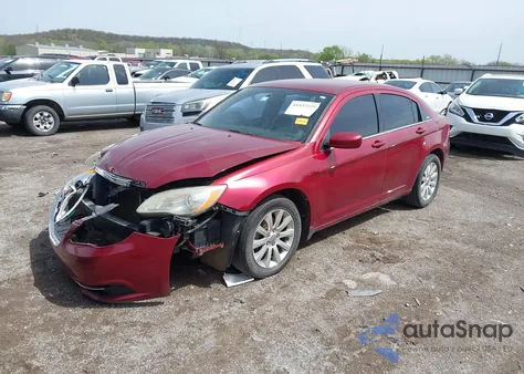 2011 Chrysler 200 Touring z USA, uszkodzony, nr VIN 1C3BC1FB3BN514336